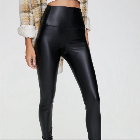 Aritzia Wilfred Free Daria Black Faux Leather Pants Size S - Picture 2 of 14